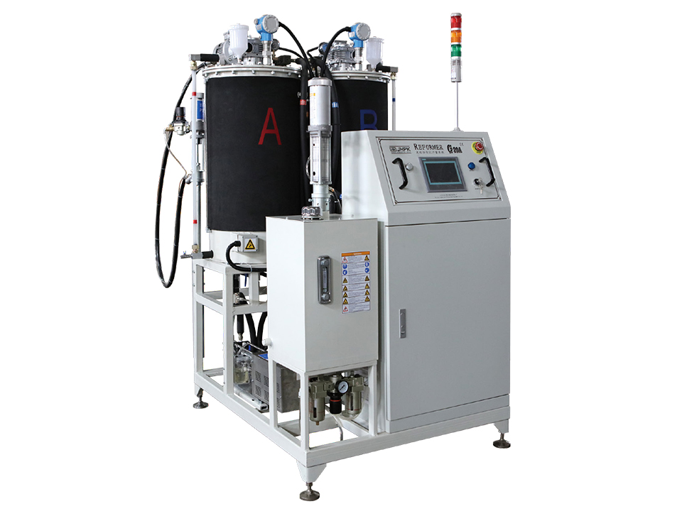 glue injection machine