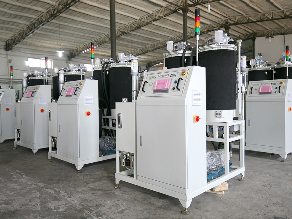 glue injection machine
