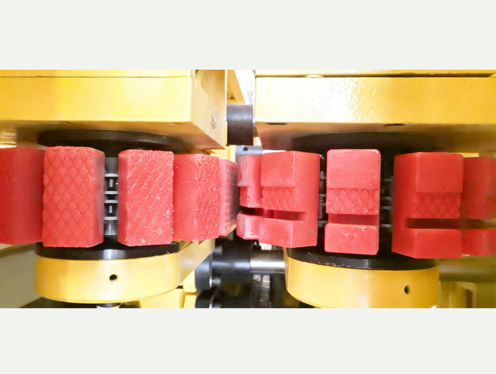 Puller for caterpillar machine